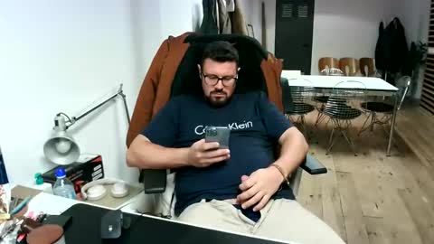 maythe4bwu online show from October 1, 7:20 pm