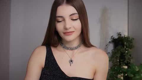 mayttease online show from October 25, 6:02 pm