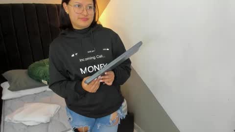 Snapshot of mayu_kim chatting on November 30, 11:25 am Mayu KIm online show from November 30, 11:25 am