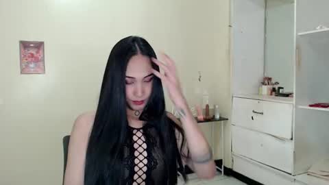 Snapshot of mazikeen96 chatting on June 19, 4:17 am Mazikeen 666 online show from June 19, 4:17 am