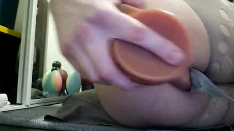 mba111849 online show from December 4, 7:17 am