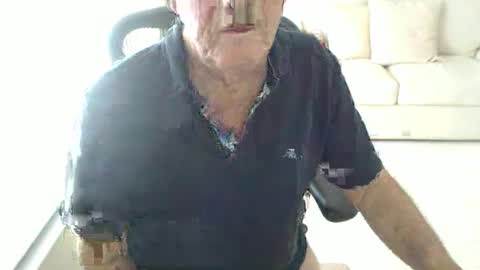 Snapshot of mbeastie chatting on December 2, 2:45 pm Beastie online show from December 2, 2:45 pm