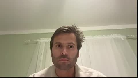 lol online show from April 8, 1:38 am