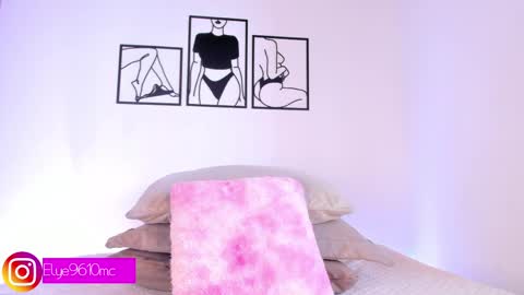Ellie online show from May 26, 10:17 pm