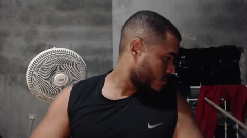 Mcgregor online show from December 4, 3:38 am