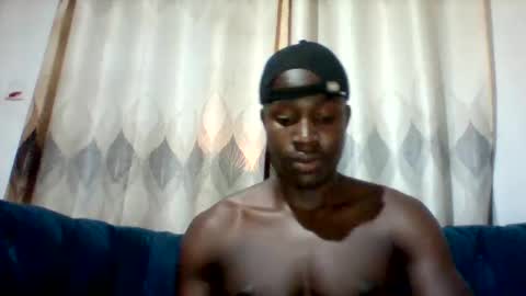 Snapshot of mclntz_bbc chatting on May 1, 1:16 pm mclntz_bbc online show from May 1, 1:16 pm
