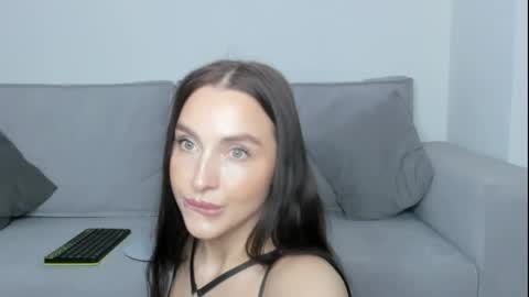 Alice online show from April 12, 1:38 pm