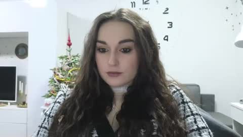 Snapshot of me_lissa_sun chatting on December 31, 5:33 am Melissa online show from December 31, 5:33 am