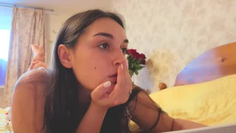 Snapshot of me_lissa_sun chatting on October 7, 7:49 am Melissa online show from October 7, 7:49 am