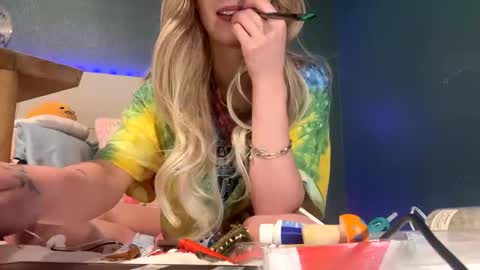 meadowmoon3 online show from October 28, 9:06 pm