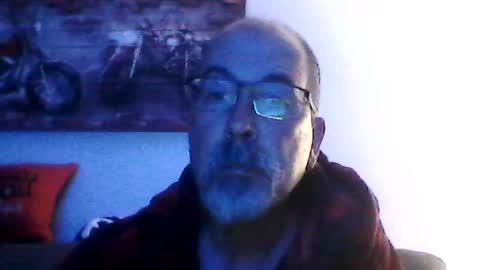 Snapshot of meathome3 chatting on July 21, 9:11 am me at home online show from July 21, 9:11 am