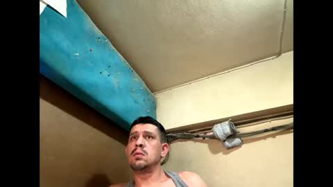 Snapshot of mecera83 chatting on January 20, 12:18 pm mecera83 online show from January 20, 12:18 pm