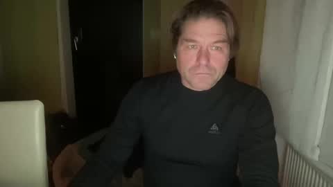 Snapshot of medeinoe chatting on February 16, 7:16 pm medeinoe online show from February 16, 7:16 pm