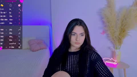 Dina online show from March 30, 9:05 pm