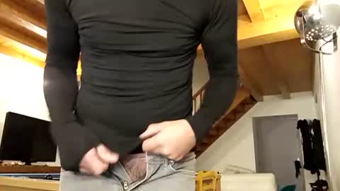 Snapshot of meditmtc chatting on December 6, 8:18 pm Meditmtc online show from December 6, 8:18 pm