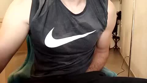 Snapshot of meditmtc chatting on December 10, 4:49 pm Meditmtc online show from December 10, 4:49 pm