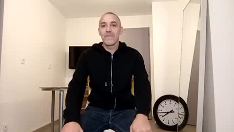 Snapshot of meditmtc chatting on December 12, 6:42 pm Meditmtc online show from December 12, 6:42 pm