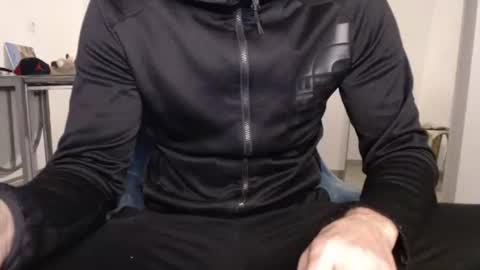 Snapshot of meditmtc chatting on January 4, 8:37 pm Meditmtc online show from January 4, 8:37 pm