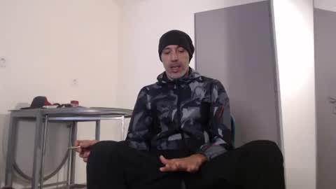 Snapshot of meditmtc chatting on January 19, 10:50 am Meditmtc online show from January 19, 10:50 am