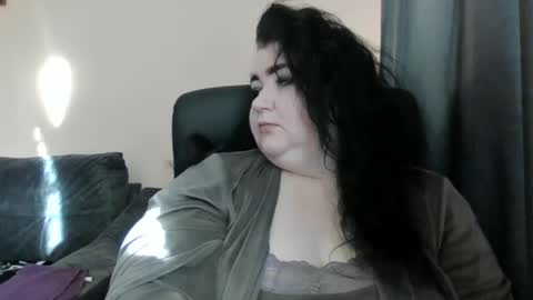 Oltereodora-lima online show from December 24, 7:49 am