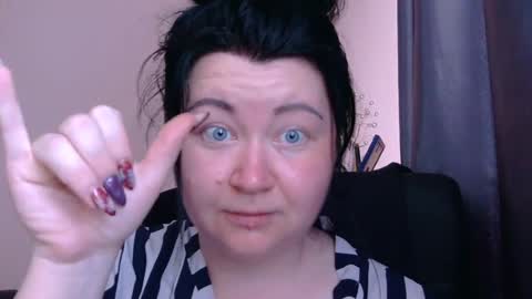 Snapshot of medjik_lool chatting on June 23, 6:44 am Oltereodora-lima online show from June 23, 6:44 am