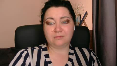Snapshot of medjik_lool chatting on June 25, 6:40 am Oltereodora-lima online show from June 25, 6:40 am