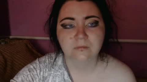 Snapshot of medjik_lool chatting on July 5, 4:07 am Oltereodora-lima online show from July 5, 4:07 am