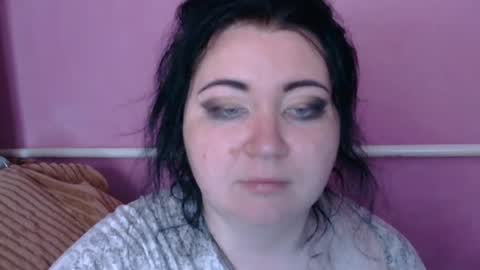 Snapshot of medjik_lool chatting on July 7, 6:47 am Oltereodora-lima online show from July 7, 6:47 am
