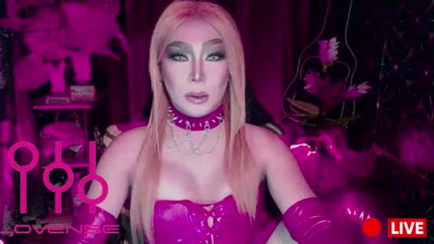 THE QUEEN ALPHA   Queen Medusa Prey online show from February 20, 9:48 pm