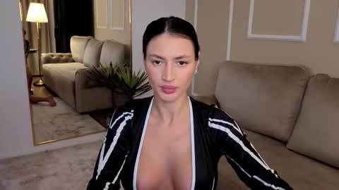 Snapshot of medussaeyes chatting on November 14, 9:57 pm MedussaEyes online show from November 14, 9:57 pm