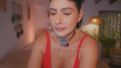 Snapshot of meegan1 chatting on October 16, 12:06 pm Andrea online show from October 16, 12:06 pm