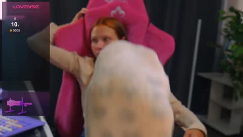 meek_cutie online show from September 10, 8:58 am