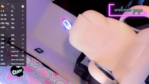 Snapshot of meelanyalejandraa chatting on February 15, 5:09 am MelanyAlejandra online show from February 15, 5:09 am