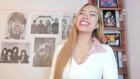 Snapshot of meeowlody chatting on September 13, 12:21 am Emily online show from September 13, 12:21 am