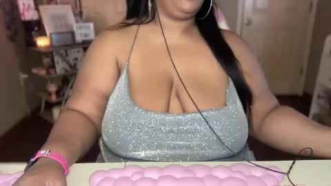 Southern Peach online show from December 10, 3:55 pm