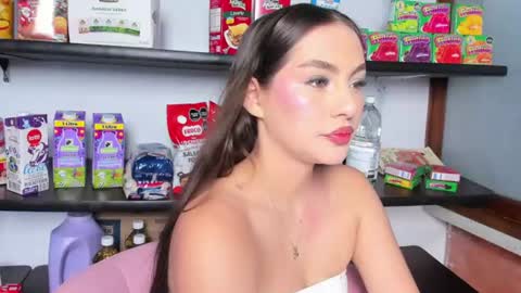 Snapshot of megaan_rouse chatting on July 30, 12:15 pm megaan_rouse online show from July 30, 12:15 pm