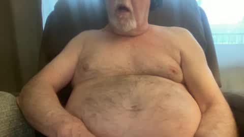 Snapshot of megabigkahuna chatting on January 10, 9:53 pm whatever you want it to be online show from January 10, 9:53 pm