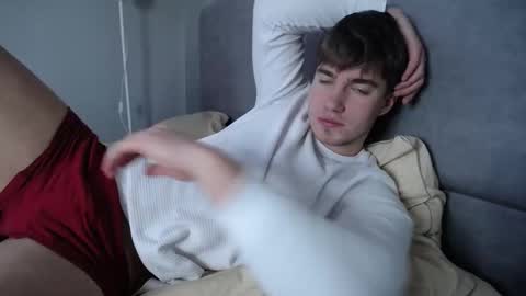 Max online show from February 1, 12:26 pm