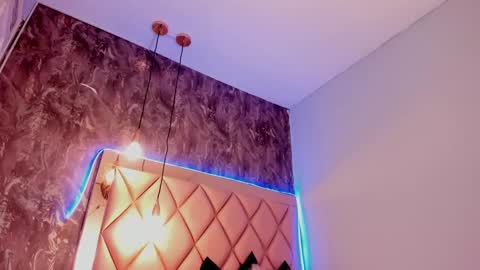 M E G A N online show from February 20, 7:08 pm