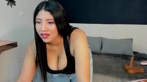 Megan online show from March 23, 10:30 am