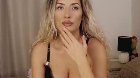 Megan Blazee  online show from October 15, 6:19 pm