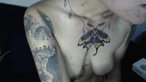 Megan and sophi online show from September 13, 5:40 am