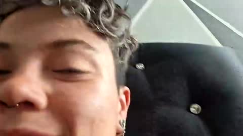 Megan and sophi online show from October 16, 12:17 pm