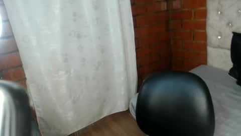Megan and sophi online show from June 1, 9:00 am