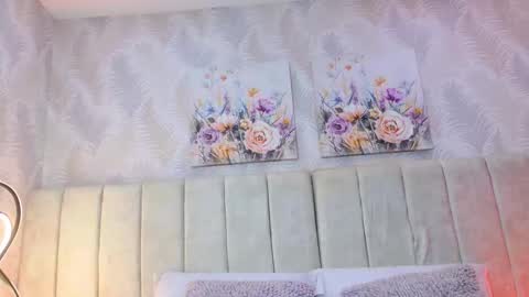 Carolina Paez online show from December 19, 12:34 pm