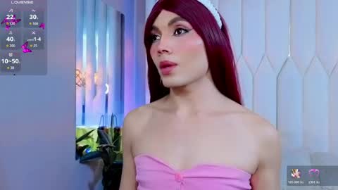 Snapshot of megan_do_santos chatting on May 6, 7:19 pm megan do santos online show from May 6, 7:19 pm