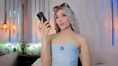Snapshot of megan_do_santos chatting on May 26, 8:49 pm megan do santos online show from May 26, 8:49 pm