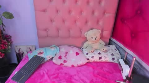 Snapshot of megan_jenner1 chatting on October 24, 3:58 am megan_jenner1 online show from October 24, 3:58 am