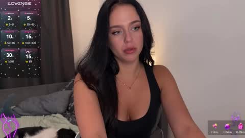 Snapshot of megan_nilson chatting on October 24, 3:30 pm Megan online show from October 24, 3:30 pm