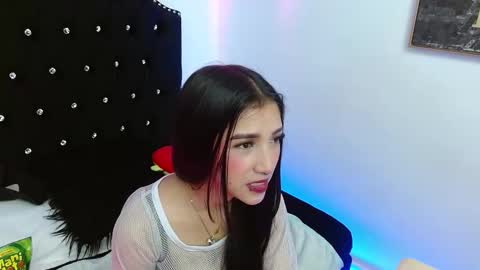 Snapshot of megan_saint chatting on September 22, 3:52 am megan_saint online show from September 22, 3:52 am